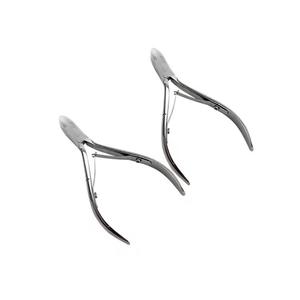 Coupe-ongles en acier inoxydable, lame incurvée, pointe acérée, durable, portable, ouverture large, outil pour les ongles des doigts, usage adulte, style simple - Product Image 1