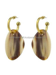 Artisanat naturel forme ronde corne de buffle boucles d'oreilles bijoux de mode avec aspect acier-vente en gros en gros - Product Image 3