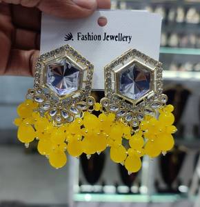 ต่างหูห้อยดีไซน์ใหม่ขายส่ง ประดับมุกเทียมทรงเรขาคณิต ลูกปัดห้อยประดับ โลหะผสมสังกะสีชุบทองรูปหกเหลี่ยม แฟชั่น - Product Image 6