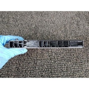 ECU และโมดูลคอมพิวเตอร์มือสองสำหรับรถยนต์ซีรีส์ 5 รุ่น 6135692731901 - Product Image 4