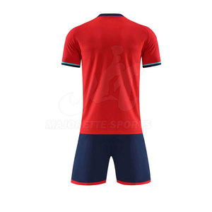 Ensemble maillot et short de football pour homme Elite Performance, tissu à séchage rapide, anti-transpiration, idéal pour les tournois de football - Product Image 2