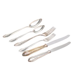 Juego de Cubiertos Clásicos de Metal con Acabado Espejo, Aptos para Lavavajillas, Cuchillos, Tenedores y Cucharas para Bodas y Cenas - Product Image 1