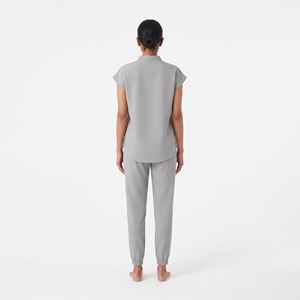 Conjunto de Uniforme Médico Hawk Eye para Mujer, Color Gris, Top de Manga Corta y Pantalones con Bolsillos, Tela Tejida - Product Image 5