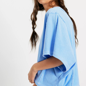 T-shirt ample à manches courtes et col rond pour femme, bleu clair, coupe oversize, 100 % coton jersey, idéal printemps-été - Product Image 3