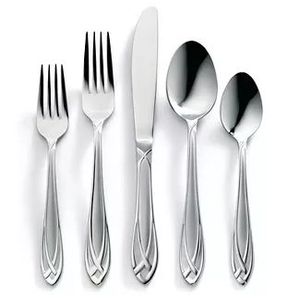 Ensemble de couverts métalliques fonctionnels, ustensiles pratiques en acier inoxydable conçus pour les repas quotidiens, les dîners en plein air et les voyages. - Product Image 5