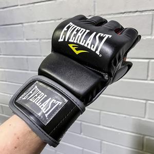 Gants d'entraînement MMA avancés avec design à demi-doigts et pouce fermé, poignées respirantes et légères, unisexe - Product Image 3