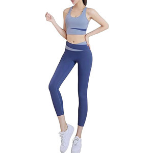 Conjunto de Yoga para Mujer al por Mayor, Diseño Moderno, Sostenible, Elástico en Cuatro Direcciones, Color Sólido - Product Image 4