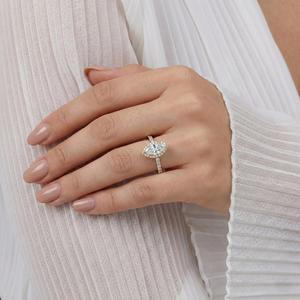 Bague en diamant de laboratoire de haute qualité 2,13 carats, taille marquise, or 10K 14K, bijou de mariage unique, léger et élégant pour elle - Product Image 1