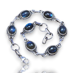 Bracelet de pierres précieuses de Labradorite Unique fait à la main en argent Sterling 925 bijoux fins cadeau Design élégant pour les femmes en gros - Product Image 1