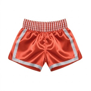 Shorts de satén sublimados Elite Performance para Muay Thai que ofrecen comodidad y durabilidad superior para entrenamientos intensos de Muay Thai. - Product Image 3