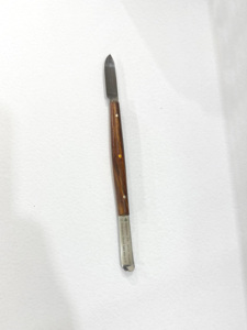 Couteau à cire dentaire manuel MayoMed de haute qualité, taille standard, lame en acier inoxydable allemand poli miroir, manche en bois, certifié CE - Product Image 3