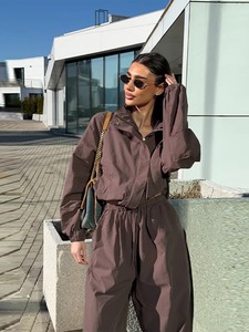 Veste à capuche pour femme, à blocs de couleur, manches longues, coupe-vent, en polyester tissé, pour l'automne - Product Image 4