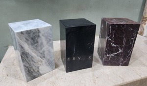 Urne funéraire en marbre Heritage, élégante urne commémorative pour cendres de crémation, urne en marbre sur mesure pour restes humains, vente en gros - Product Image 4