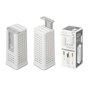 Accessorio per coltello in plastica Inomata per conservare comodamente i coltelli - Product Image 1