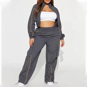 Conjunto Deportivo Corto para Mujer, Diseño 2 en 1, Bloques Geométricos, Ligero, Transpirable, de Secado Rápido, para Gimnasio y Jogging - Product Image 1