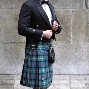 Kilt en laine à carreaux écossais pour homme avec veste noire et sporran, coupe classique pour adultes, vêtements européens - Product Image 3