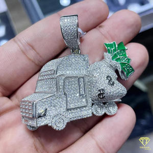 Colgante de Camión de Dinero con Incrustaciones de Diamantes Moissanite de Primera Calidad, Estilo Hip Hop - Product Image 6