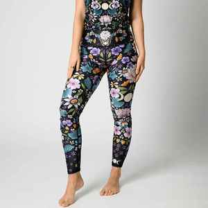 New Design Women's OEM Service Sublimation Printed Yoga Set 2 Piece Flexible Women Yoga Set High Waist Leggings - Product Image 2