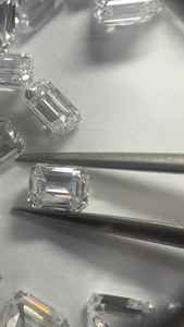 Diamant naturel de qualité supérieure, coupe brillante, clarté VS1, couleur D, certifié IGI, fabriqué en Inde, Mantra - Product Image 5