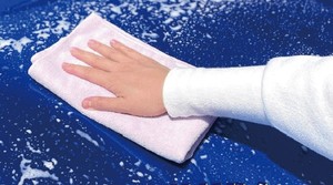 Produit très vendu au Japon : revêtement anti-buée Soft99 Weather-Guard, adapté à la protection contre les intempéries. - Product Image 6
