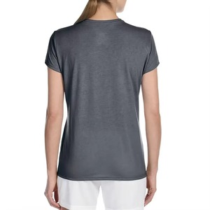 Camisetas para mujer con MOQ bajo, tela suave, ideales para uso en exteriores en verano, camisetas para mujer con talla personalizada. - Product Image 2