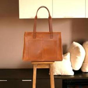 New Fashion Faux Leather <b>Handbag</b> For Women With Two Handles ZIP Closure Stylish Shoulder Bag For Shopping Travel Events Bulk - Product Image 4