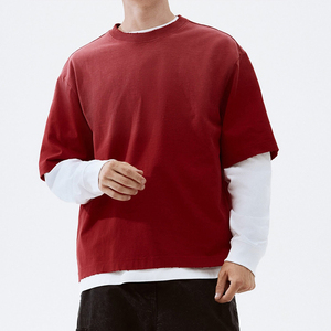 Camiseta roja oversize de manga corta para hombre, cuello redondo, estilo streetwear, con dobladillo sin rematar, efecto de capas y camisetas personalizadas - Product Image 5