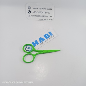 Ciseaux à cuticules HABI INDUSTRIES en acier inoxydable de qualité industrielle, couleur verte, bord lisse, broderie demi-or, pour droitiers - Product Image 5