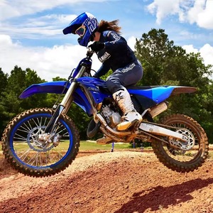 2022 Yamah_a YZ125 motocross <b>bike</b> for sale with 125cc liquid cooled 2 stroke <b>engine</b> and race ready performance - Product Image 2