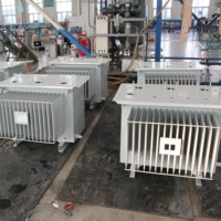 Transformador de Potencia Trifásico de Baja Pérdida, Sumergido en Aceite, 500kVA, 10kV-400V, 50/60Hz, para Uso en Exteriores, para Pequeñas Fábricas