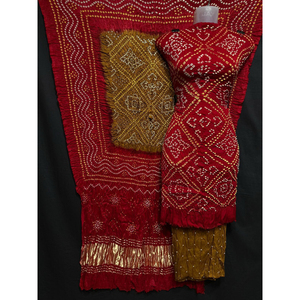 Ensemble de salwar kameez en soie Gajji du Rajasthan de qualité supérieure, avec motif Bandhani, teint à la main, style ethnique traditionnel, avec dupatta de créateur - Product Image 1