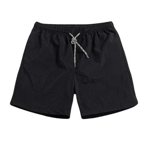 กางเกงขาสั้นผู้ชายผ้าฝ้ายเฟรนช์เทอร์รี่ผสมโพลีเอสเตอร์ หรูหรา ออร์แกนิค ผ่านการซักก่อนส่งออก ได้รับการรับรองมาตรฐาน GOTS เนื้อผ้านุ่มพิเศษ มีเชือกผูกเอว สวมใส่สบาย - Product Image 2