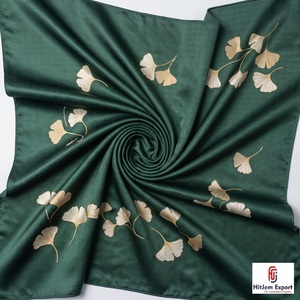 Bufanda Corta Personalizada con Impresión, Fabricante Textil OEM ODM, Etiqueta Blanca, Accesorios de Moda, Marca Personalizada, Venta al Por Mayor, Exportación - Product Image 3