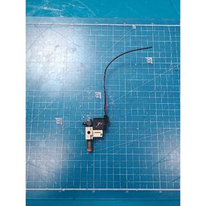 Vanne solénoïde à commande directe SMC 10-VQ110-5M0-M5, utilisée comme pièce détachée pour équipement semi-conducteur Legacy - Product Image 6