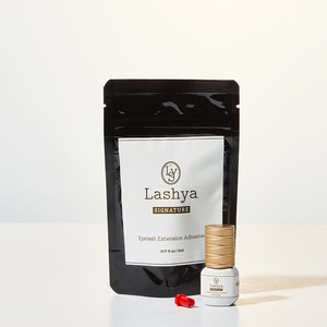[Lashya] Signature Cyanoacrylate <b>Lash</b> <b>Glue</b> 1/ 2 s Dry Time Optimal Viscosity <b>Lash</b> Artist Supply Eyelash <b>Extension</b> <b>Glue</b> - Product Image 3