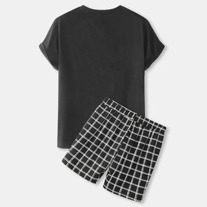Conjunto de Camiseta y Pantalones Cortos de Algodón Grueso para Hombre con Estampado Gráfico Personalizado, Estilo Hip Hop Urbano de Verano, Dos Piezas - Product Image 3