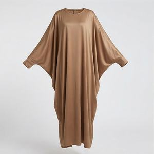 Nuevo Estilo de Moda Femenina, Abaya con Mangas de Murciélago, Color Personalizado, Diseño Holgado, Talla Única, Vestidos Musulmanes Elegantes y Modestos - Product Image 1
