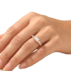 Anillo de Compromiso de Plata de Ley 925, Oro Sólido de 10K, 14K, 18K con Diamante Cultivado en Laboratorio con Corte Esmeralda, Anillo de Cinco Piedras para San Valentín, Venta al por Mayor - Product Image 6