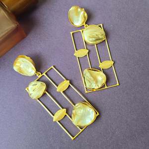 Uncut Semi Precious Pearl Earrings - Product Image 3