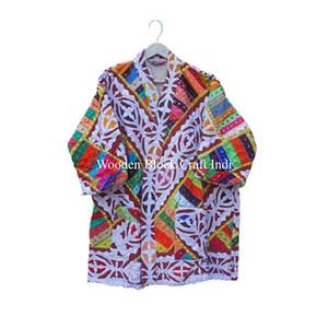 Kimono artesanal vintage con diseño de encaje, 100% algodón, para mujer, diseño floral único de la India, de secado rápido y reversible. - Product Image 3