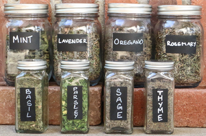 Feuille de Salvia officinalis séchée de l'exportateur indien, savoureuse et filtrée dans un emballage en vrac - Product Image 6