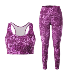 Ensemble de yoga sublimé à séchage rapide, soutien-gorge de sport et leggings pour femmes à maintien élevé |   Débardeur et short d'entraînement pour hommes - Product Image 2