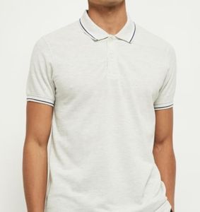 Camiseta polo de algodón y poliéster para hombre, color sólido, sin etiqueta, corte clásico, tejido grueso, estilo básico de verano. - Product Image 4