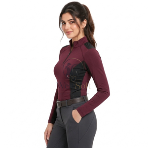 Ropa interior deportiva personalizada para mujer que ofrece control de la humedad, ajuste flexible y materiales duraderos para ropa deportiva profesional. - Product Image 3