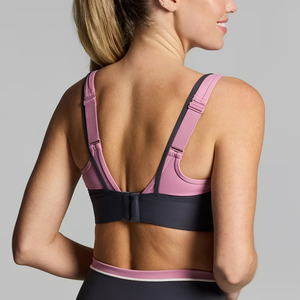 Nouvel ensemble de yoga pour femme au design tendance, uni, léger, ajusté, écologique, respirant et à séchage rapide - Product Image 6