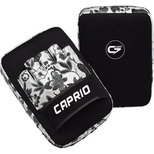 Caprio - Protectores de Piernas Personalizados de Cuero Negro y PU Premium para Muay Thai, Boxeo, Kickboxing, MMA, Taekwondo, Entrenamiento de Artes Marciales, OEM - Product Image 3