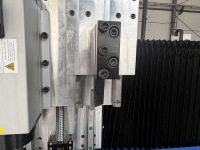 Routeur CNC 4 axes avec tour pour le tournage du bois et la maîtrise de la sculpture 3D : Le guide ultime des routeurs CNC 4 axes avec tour rotatif