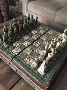 Coffret d'échecs HAPPY CUSTOM en bois et résine, jeu d'échecs de luxe avec pièces en résine rouge et noire, artisanat en résine - Product Image 4