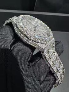 Montre de luxe pour homme avec diamants Moissanite, montre analogique à quartz avec finition glacée pour un style moderne, montre-bracelet pour un usage tendance - Product Image 2
