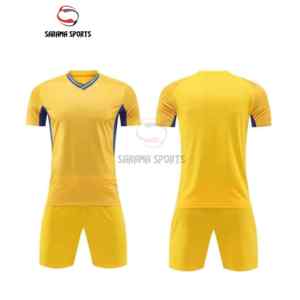 Tenue de football durable conçue pour les séances d'entraînement intensives, les entraînements quotidiens, les ligues compétitives et les matchs de tournois - Product Image 1